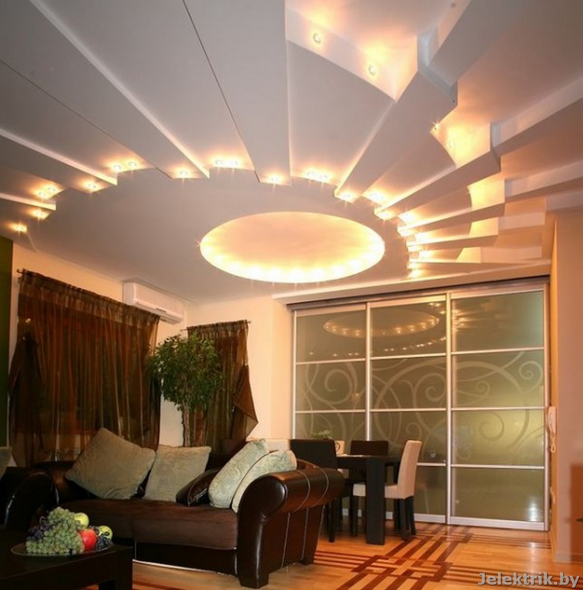  Двухуровневый потолок из гипсокартона с подсветкой